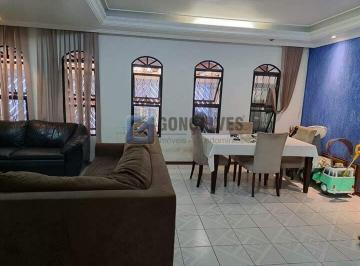 A (26) · Sobrado Comercial à Venda em Nova Petrópolis, SBC – 4 Dormitórios, 3 Vagas