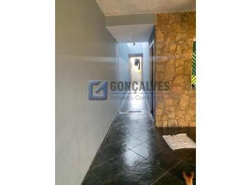 A (21) · Sobrado Residencial com 3 Dormitórios, 2 Vagas em Mauá - JD Primavera