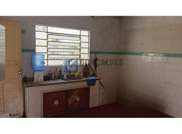 D (20) · Terreno a Venda, Estrutura de Casa Antiga no Centro de São Bernardo do Campo