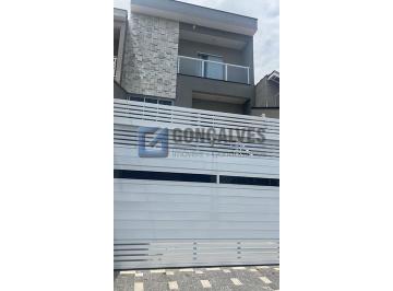 A (40) · Sobrado Residencial com 5 Quartos, 3 Suítes e 5 Vagas em Vila Gonçalves, SBC