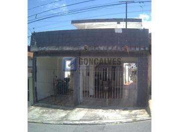 (17) · Sobrado à venda em Vila Gonçalves, São Bernardo do Campo | 2 quartos, quintal e 2 vagas