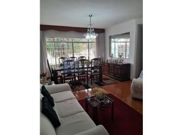 A (28) · Sobrado Residencial em Jardim Chácara Inglesa, São Bernardo do Campo – 3 quartos, 5 vagas