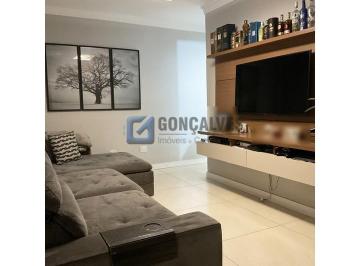 A (31) · Sobrado à venda em São Bernardo do Campo – 221 m², 3 quartos, 3 vagas