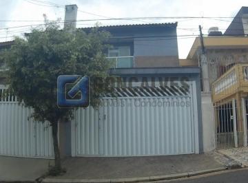 15470007 · Sobrado residencial à venda em Santo André – Pinheirinho, 3 Dormitórios (1 suíte) e 4 vagas