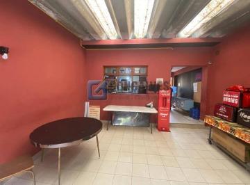 A (31) · Casa à venda em Jardim do Mar, São Bernardo do Campo - 2 quartos, 2 vagas
