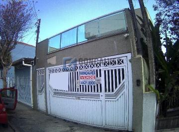 17 · Casa à venda em Cerâmica, São Caetano do Sul — 3 suítes, 2 vagas, amplo terreno