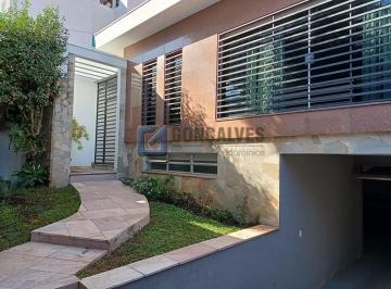 A (40) · Casa residencial à venda em Santo André – Vila Scarpelli | 4 quartos, 6 vagas