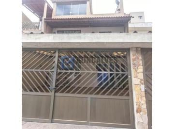 A (15) · Sobrado à venda no Assunção, São Bernardo do Campo – 3 suítes, 2 vagas