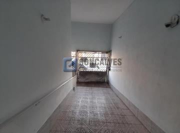 A (14) · Sobrado à venda no Bairro Cerâmica, São Caetano do Sul/SP, com 340m² e 2 Dormitórios sendo 2 suítes.