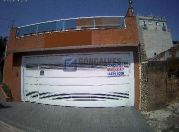 (2) · Casa à venda em Santo André - 3 quartos, 1 suíte, 3 vagas, ótima oportunidade