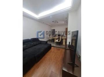 A (40) · Sobrado Residencial em Jardim São Francisco, SBC — 2 Qts, 1 Suíte, 1 Vaga