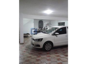 A (20) · Sobrado Residencial à Venda em Independência, SBC – 4 Quartos, 2 Suítes, 5 Vagas