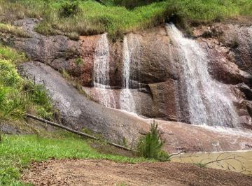 Rural de 2 quartos, Votorantim · Vendo belíssima chácara , Cond. Recanto da Cascata/ Votorantim S.P