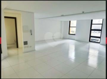 Comercial , Curitiba · Sala comercial de 72m² a venda no Centro