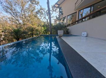 Casa de 4 quartos, Carapicuíba · Integralmente decorada. Condomínio Palos Verdes, Granja Viana. Exclusividade, bom gosto, modernidade