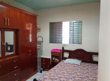Casa de 2 quartos, Embu das Artes · Casa térrea arejada , aceita financiamento !