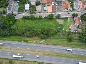 Comercial · 4000m² · Terreno à Venda com 3524 m² em zoneamento industrial