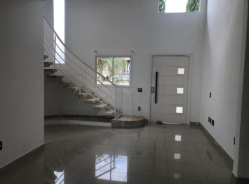 Casa · 281m² · 3 Quartos · 4 Vagas · Casa à venda em Valinhos, São Pedro, com 3 suítes, com 281 m², Residencial Villagio di Fiori