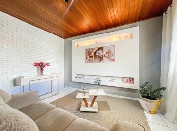 Casa · 241m² · 5 Quartos · 3 Vagas · Casa à Venda, Medeiros - Jundiaí