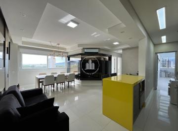 Apartamento · 159m² · 3 Quartos · 1 Vaga · Cobertura 3 Quartos com 1 Suíte e 159m² - Centro