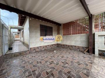 Casa de 3 quartos, Mongaguá · Oportunidade!!! Casa 2 dormitórios + edicula na Praia de Mongaguá