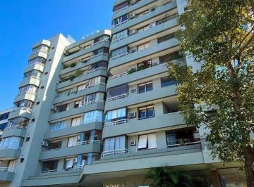 Apartamento · 111m² · 2 Quartos · 1 Vaga · Apartamento de 2 quartos e 1 vaga de garagem no bairro Menino Deus em POA