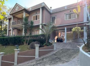 653dc3d4-a373-49f0-9137-b9d4ea1bb576 · Casa no condomínio Granja Carneiro Vianna para venda com 4 quartos, sendo 4 suítes, 600m²