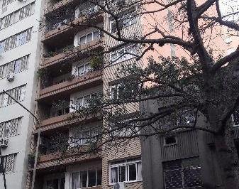 .jpg+2025-03-05 · Apartamento c/3 dormitórios, sendo 1 suítes, 1 vaga - Centro H