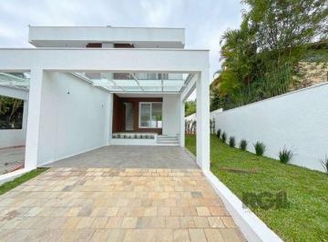 .jpg+2025-03-04 · Casa em Porto Alegre, no bairro Vila Conceição, com 3 dormitório(s), à venda.