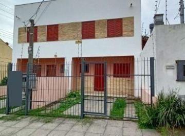.jpg+2025-03-05 · Casa para Venda - 75m², 3 dormitórios, 2 vagas - Guarujá