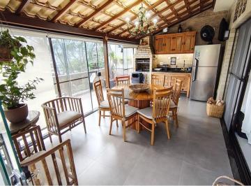 Apartamento · 290m² · 3 Quartos · 2 Vagas · Cobertura Linear com 3 quartos (suítes), reformada.