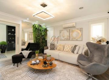 Casa · 372m² · 4 Quartos · 6 Vagas · Casa de 4 Quartos à Venda na Rua Eduardo Couture | Jardim das Américas Curitiba