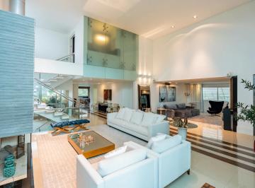 Casa · 476m² · 3 Quartos · 4 Vagas · Casa de 3 Quartos à Venda no Condomínio Westside lll | Campo Comprido  Curitiba