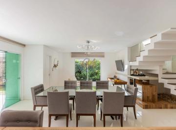 Casa · 229m² · 3 Quartos · 2 Vagas · Casa de 3 Quartos à Venda no Condomínio La Villette | Santa Felicidade  Curitiba