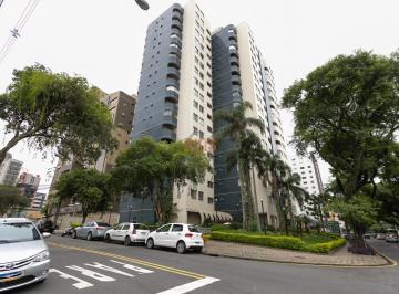 Apartamento · 104m² · 3 Quartos · 1 Vaga · Apartamento de 3 Quartos à Venda no Edifício Lindacap | Água Verde  Curitiba