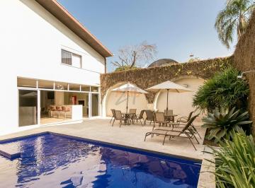Casa · 707m² · 4 Quartos · 8 Vagas · Casa de 4 Suítes à Venda na Rua Nestor Victor | Água Verde Curitiba