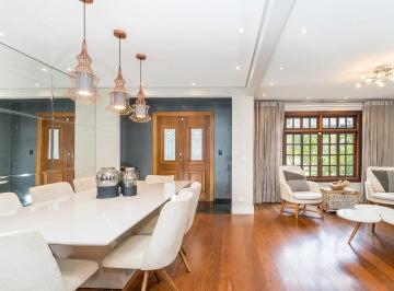 Casa · 223m² · 4 Quartos · 6 Vagas · Casa de 4 Quartos à Venda na Rua do Marfim | Barreirinha  Curitiba