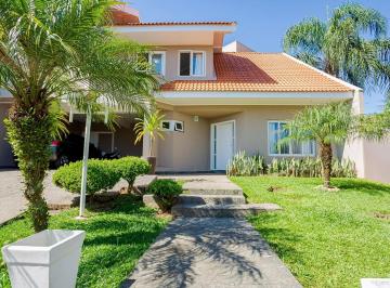 Casa · 256m² · 4 Quartos · 4 Vagas · Casa de 4 Quartos á Venda na Rua  Professora Silvia Gonçalves  Cordeiro Ribas | Santa Felicidade  Cu