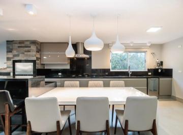 Casa · 286m² · 4 Quartos · 4 Vagas · Casa de 4 Suítes à Venda no Condomínio Villagio Verde |Santa Felicidade  Curitiba
