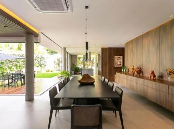 Casa · 562m² · 4 Quartos · 4 Vagas · Casa de 4 Suítes à Venda no Condomínio Alphaville Graciosa | Pinhais