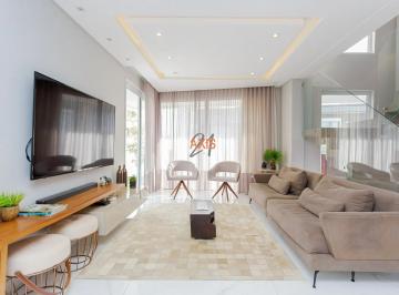 Casa · 253m² · 3 Quartos · 6 Vagas · Casa de 3 Suítes à Venda no Condomínio Vila Paradiso | Uberaba Curitiba