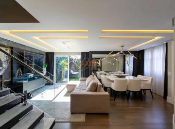 Casa · 221m² · 4 Quartos · 3 Vagas · Sobrado de 4 Quartos à Venda na Rua Frei Francisco Mont' Alverne | Jardim das Américas Curitiba