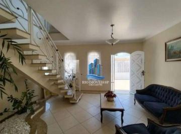 71811cb4024a5e534f6c91fda6432f1fc43421e9 · Sobrado com 4 dormitórios à venda, 253 m² por R$ 2.100.000,00 - Jardim São Caetano - São Caetano do