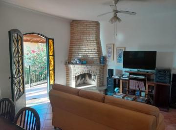 Casa de 3 quartos, Santa Isabel · Invista no Seu Descanso – Terreno de 1.050 m² em Santa Isabel