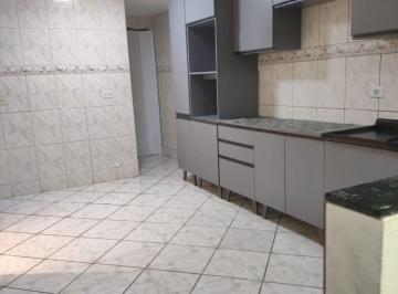 Casa de 4 quartos, Curitiba · Sobrado 170 m*, 4 quartos em condomínio