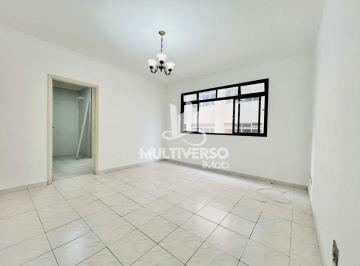 Apartamento · 74m² · 2 Quartos · 1 Vaga · Apartamento excelente 2 dormitórios elevador e vaga no Campo Grande em Santos