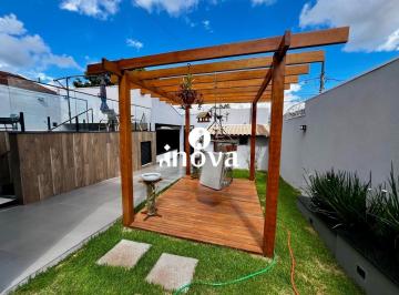 Casa · 200m² · 2 Quartos · 2 Vagas · Casa a venda, bairro Fabrício