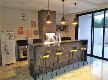 Casa · 205m² · 3 Quartos · 2 Vagas · Casa com 3 dormitórios à venda, 205 m² por R$ 900.000,00 - Condomínio Jardim Guarujá - Salto/SP