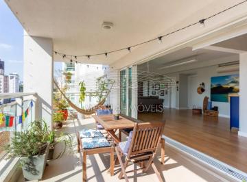 Apartamento · 211m² · 3 Quartos · 3 Vagas · Alto de Pinheiros | Apto impecável | Com 211 m² | 3 suítes | 3 vagas + depósito!