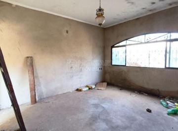 Casa · 328m² · 3 Quartos · Casa Padrão em Araraquara